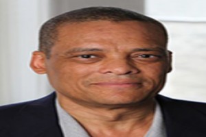 صورة المؤلف لاري جلادني صورة المؤلف لاري جلادني